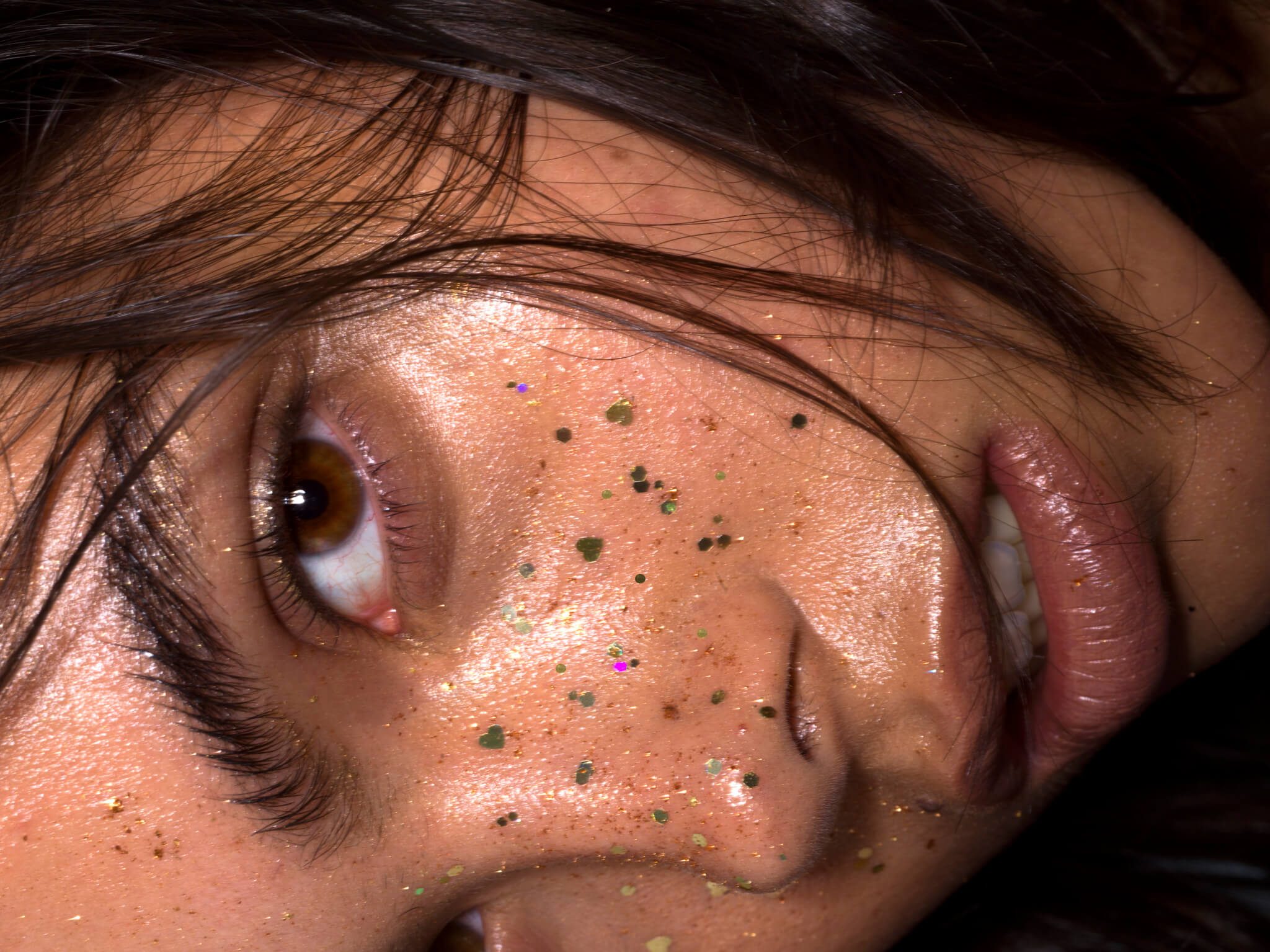 Beauty-makeup_-shot_-golden-freckless_-by-chris-singer_chrissinger